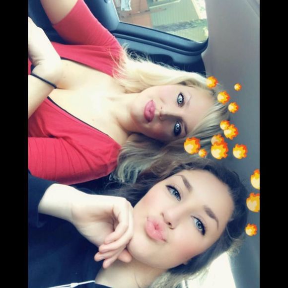 Meet your Posher, Natalie - Picture 1 of 1